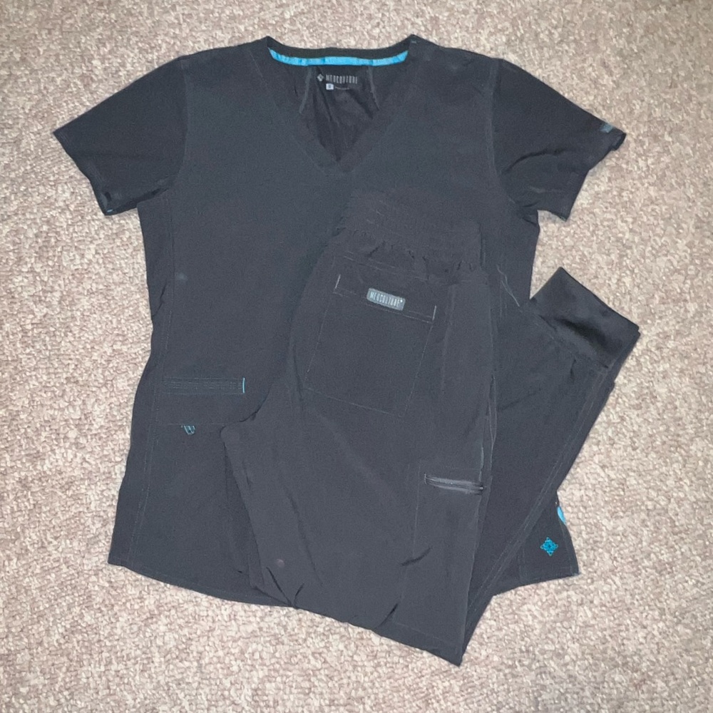 Med Couture Scrub set